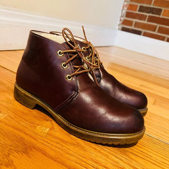 VTG Timberland USA Brown Leather ankle Boots Sherpa Lined Oil Resistant Women's - Picture 1 of 16
